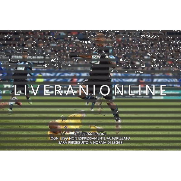 Andre AYEW / Paul CATTIER - 04.01.2015 - Grenoble / Marseille - Coupe de France Photo : Gaston Petrelli / Icon Sport AG ALDO LIVERANI SAS ONLY ITALY