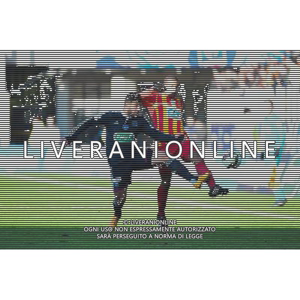 Nabil FEKIR / Ludovic BAAL - 04.01.2014 - Lens / Lyon - Coupe de France Photo : Dave Winter / Icon Sport AG ALDO LIVERANI SAS ONLY ITALY