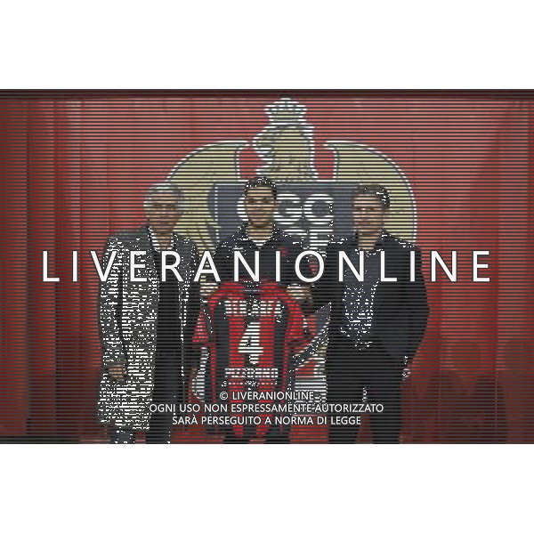 Hatem BEN ARFA / Claude Puel / Jean Pierre Rivere - 05.01.2015 - Conference de presse - Nouvelle recrue de Nice Photo : Sebastien Nogier / Icon Sport *** Local Caption *** /Agenzia Aldo Liverani sas - ITALY ONLY - EDITORIAL USE ONLY *** Local Caption *** /Agenzia Aldo Liverani sas - ITALY ONLY - EDITORIAL USE ONLY