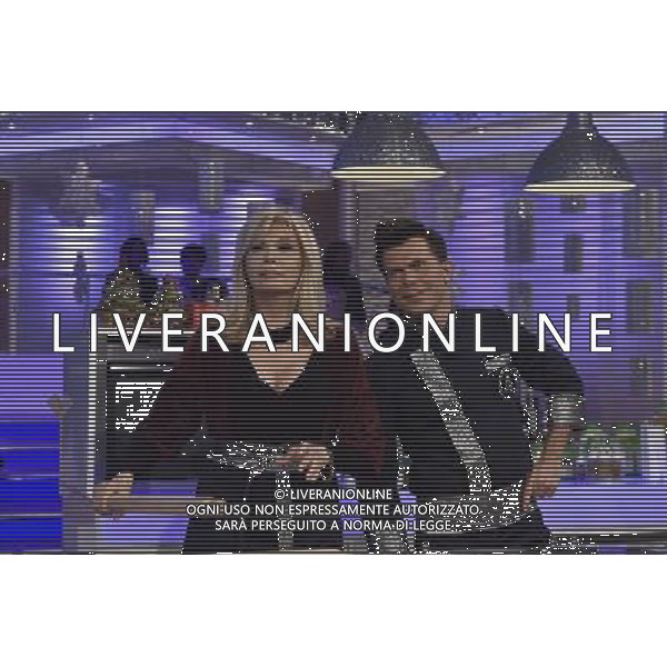 LA PROVA DEL CUOCO TRASMISSIONE TELEVISIVA SPECIALE LOTTERIA ITALIA RAI ROMA 06 GENNAIO 2014 NELLA FOTO AMANDA LEAR ©CORRADETTI/Agenzia Aldo Liverani sas