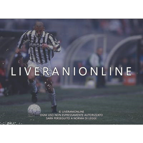 RETROSPETTIVA GIANLUCA VIALLI NELLA FOTO GIANLUCA VIALLI CON LA MAGLIA DELLA JUVENTUS AG ALDO LIVERANI SAS