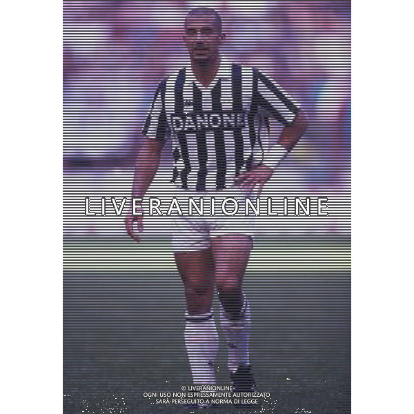 RETROSPETTIVA GIANLUCA VIALLI NELLA FOTO GIANLUCA VIALLI CON LA MAGLIA DELLA JUVENTUS AG ALDO LIVERANI SAS