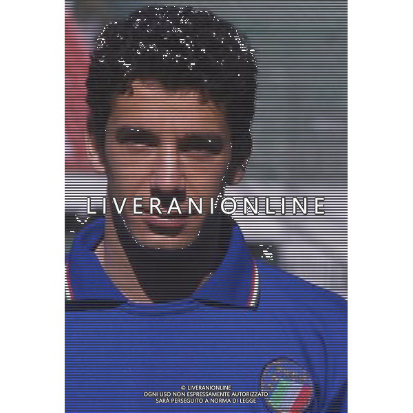 RETROSPETTIVA GIANLUCA VIALLI NELLA FOTO GIANLUCA VIALLI CON LA MAGLIA DELLA NAZIONALE AG ALDO LIVERANI SAS