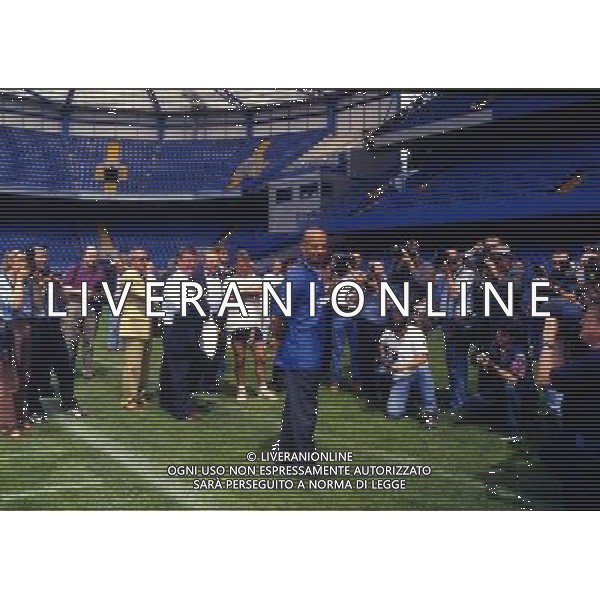 RETROSPETTIVA GIANLUCA VIALLI NELLA FOTO GIANLUCA VIALLI CON LA MAGLIA DELLA CHELSEA PRESENTAZIONE AG ALDO LIVERANI SAS