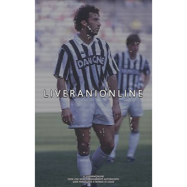 RETROSPETTIVA GIANLUCA VIALLI NELLA FOTO GIANLUCA VIALLI CON LA MAGLIA DELLA JUVENTUS AG ALDO LIVERANI SAS
