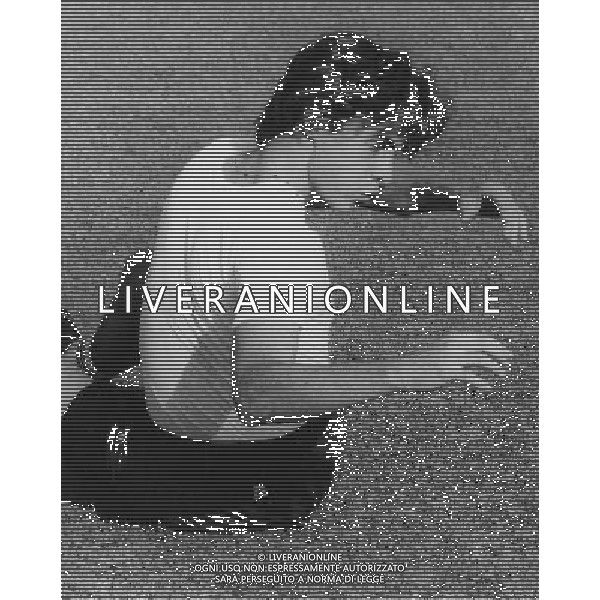 RETROSPETTIVA LIONELLO MANFREDONIA NELLA FOTO LIONELLO MANFREDONIA NEGLI ANNI 80 ARCHIVIO ALDO LIVERANI SAS