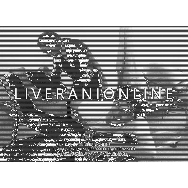 RETROSPETTIVA LIONELLO MANFREDONIA NELLA FOTO LIONELLO MANFREDONIA NEGLI ANNI 80 ALLA LAZIO ARCHIVIO ALDO LIVERANI SAS
