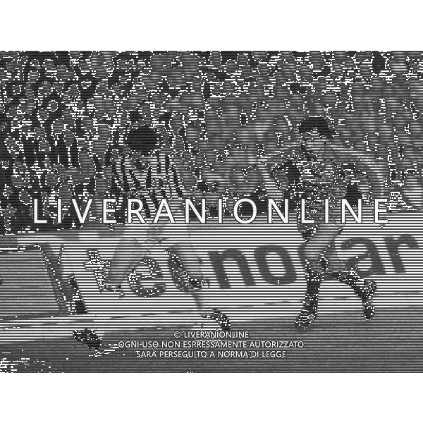 RETROSPETTIVA LIONELLO MANFREDONIA NELLA FOTO LIONELLO MANFREDONIA CON JORGE VALDANO ARCHIVIO ALDO LIVERANI SAS