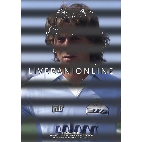 RETROSPETTIVA LIONELLO MANFREDONIA NELLA FOTO LIONELLO MANFREDONIA CON LA MAGLIA DELLA LAZIO ARCHIVIO ALDO LIVERANI SAS