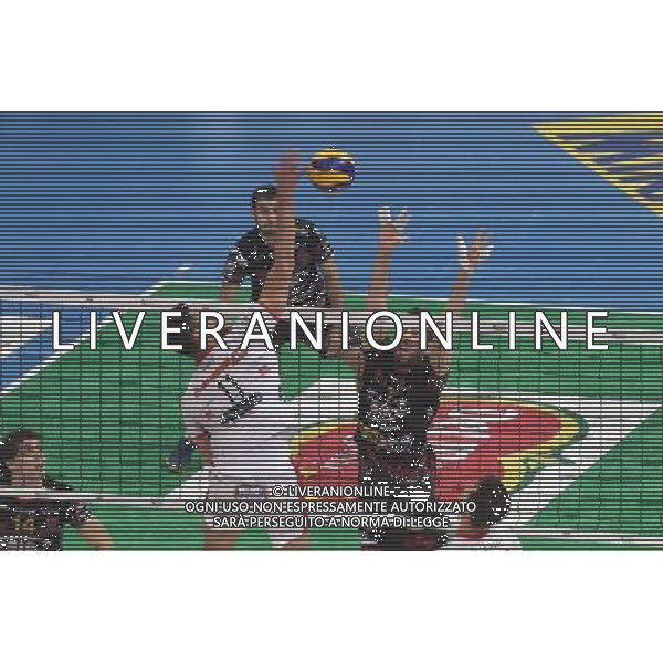 TRENTO VOLLEY - PERUGIA SEMIFINALE COPPA ITALIA PALLAVOLO MASCHILE A BOLOGNA 10 GENNAIO 2015 NELLA FOTO SOLE ©SCHICCHI/AGENZIA ALDO LIVERANI SAS