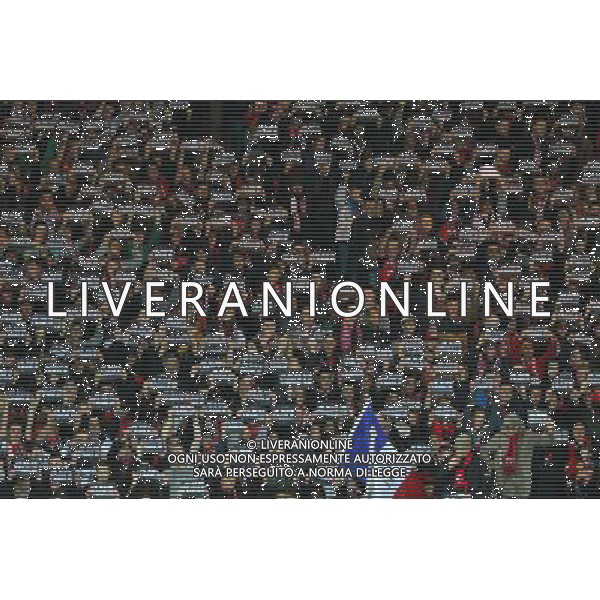 Hommage Charlie Hebdo - 10.01.2015 - Guingamp / Lens - 20eme journee de Ligue 1 Photo : Vincent Michel / Icon Sport AG ALDO LIVERANI SAS ONLY ITALY