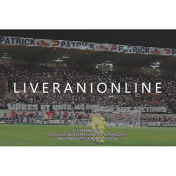 Hommage Charlie Hebdo - 10.01.2015 - Guingamp / Lens - 20eme journee de Ligue 1 Photo : Vincent Michel / Icon Sport AG ALDO LIVERANI SAS ONLY ITALY
