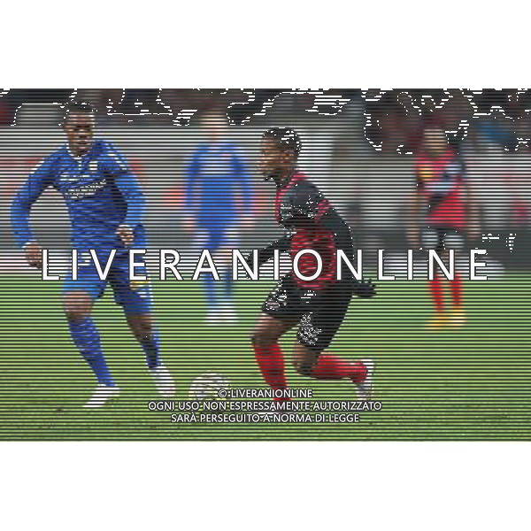 Claudio BEAUVUE / Wylan CYPRIEN - 10.01.2015 - Guingamp / Lens - 20eme journee de Ligue 1 Photo : Vincent Michel / Icon Sport AG ALDO LIVERANI SAS ONLY ITALY