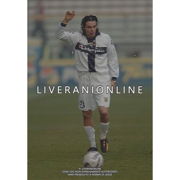 Parma 12/01/2005 coppa italia 2004/05 parma-fiorentina nella foto pisanu andrea ph marco luzzani/ag aldo liverani s.a.s.