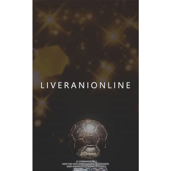 FIFA Ballon d\'Or 2014 Zurigo (Svizzera) - 12.01.2015 Nella Foto:Conferenza stampa dei tre giocatori candidati alla vittoria del pallone d\'oro: Trofeo del Pallone d\'oro /Ph.Vitez-Ag. Aldo Liverani