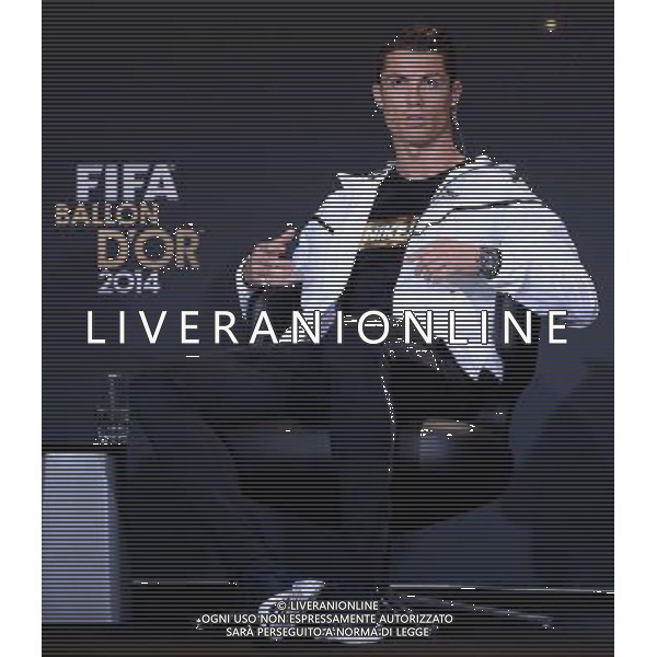 FIFA Ballon d\'Or 2014 Zurigo (Svizzera) - 12.01.2015 Nella Foto:Conferenza stampa dei tre giocatori candidati alla vittoria del pallone d\'oro: Cristiano Ronaldo /Ph.Vitez-Ag. Aldo Liverani