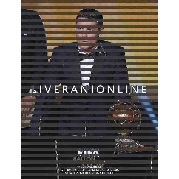 FIFA Ballon d\'Or 2014 Zurigo (Svizzera) - 12.01.2015 Nella Foto:Ronaldo vince il pallone d\'oro /Ph.Vitez-Ag. Aldo Liverani