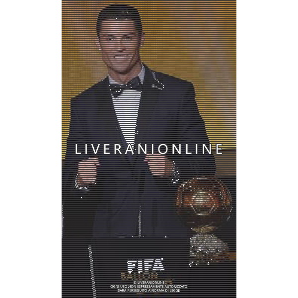 FIFA Ballon d\'Or 2014 Zurigo (Svizzera) - 12.01.2015 Nella Foto:Ronaldo vince il pallone d\'oro /Ph.Vitez-Ag. Aldo Liverani