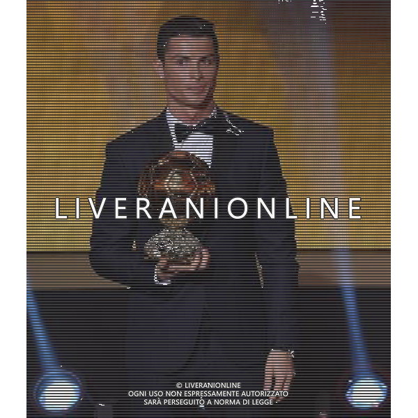 FIFA Ballon d\'Or 2014 Zurigo (Svizzera) - 12.01.2015 Nella Foto:Ronaldo vince il pallone d\'oro /Ph.Vitez-Ag. Aldo Liverani