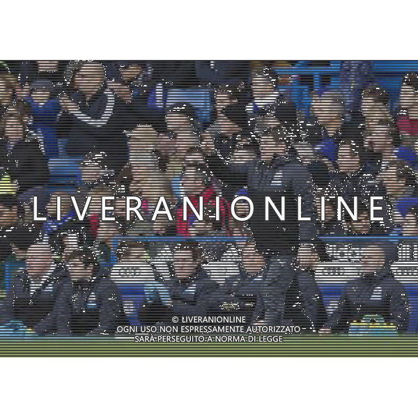 Newcastle United interim manager John Carver shouts instructions to his team from the dug-out Photographer Craig Mercer/CameraSport Football - Barclays Premiership - Chelsea v Newcastle United - Saturday 10th January 2015 - Stamford Bridge - London © CameraSport - 43 Linden Ave. Countesthorpe. Leicester. England. LE8 5PG - Tel: +44 (0) 116 277 4147 - admin@camerasport.com - www.camerasport.com AG ALDO LIVERANI SAS ONLY ITALY