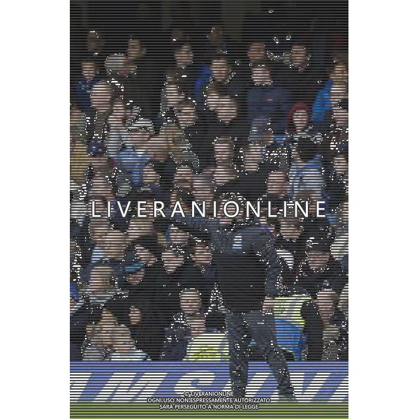 Newcastle United interim manager John Carver shouts instructions to his team from the dug-out Photographer Craig Mercer/CameraSport Football - Barclays Premiership - Chelsea v Newcastle United - Saturday 10th January 2015 - Stamford Bridge - London © CameraSport - 43 Linden Ave. Countesthorpe. Leicester. England. LE8 5PG - Tel: +44 (0) 116 277 4147 - admin@camerasport.com - www.camerasport.com AG ALDO LIVERANI SAS ONLY ITALY