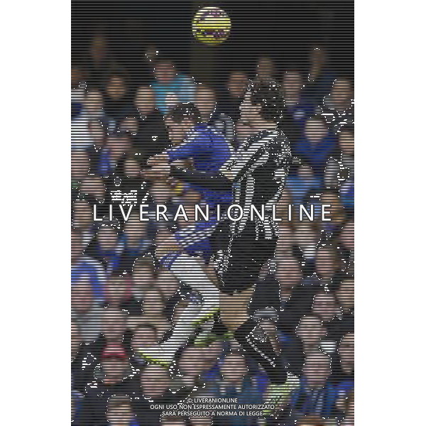 Chelsea\'s Eden Hazard vies for possession with Newcastle United\'s Daryl Janmaat Photographer Craig Mercer/CameraSport Football - Barclays Premiership - Chelsea v Newcastle United - Saturday 10th January 2015 - Stamford Bridge - London © CameraSport - 43 Linden Ave. Countesthorpe. Leicester. England. LE8 5PG - Tel: +44 (0) 116 277 4147 - admin@camerasport.com - www.camerasport.com AG ALDO LIVERANI SAS ONLY ITALY