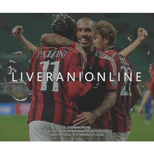 Coppa Italia TIM Cup 2014/2015 Ottavi di Finale Milano - 13.01.2015 Milan-Sassuolo Nella Foto: gianpaolo pazzini esultanza dopo il gol con de jong /Ph.Vitez-Ag. Aldo Liverani