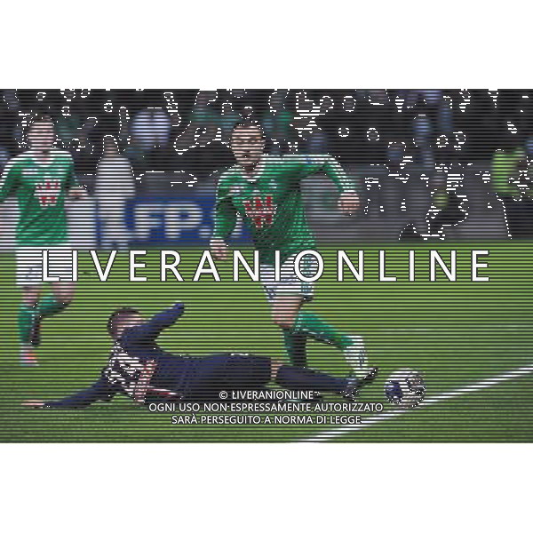 Yohan MOLLO / Marco VERRATTI - 13.01.2015 - Saint Etienne / Paris Saint Germain - 1/4Finale Coupe de la Ligue Photo : Jean Paul Thomas / Icon Sport /Agenzia Aldo Liverani Sas - ITALY ONLY - EDITORIAL USE ONLY