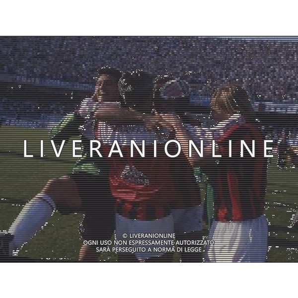 RETROSPETTIVA GIOVANNI GALLI CALCIATORE NELLA FOTO GIOVANNI GALLI IN NAPOLI MILAN SORPASSO SUL NAPOLI PER LA VITTORIA SCUDETTO 1987-1988 AG ALDO LIVERANI SAS