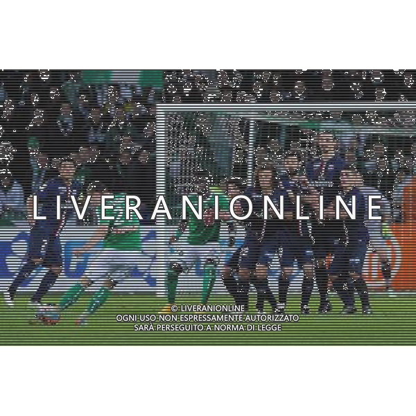 Illustration Coup Franc - Franck TABANOU / David LUIZ / Thiago MOTTA / Zlatan IBRAHIMOVIC / Marco VERRATTI - 13.01.2015 - Saint Etienne / Paris Saint Germain - 1/4Finale Coupe de la Ligue Photo : Jean Paul Thomas / Icon Sport /Agenzia Aldo Liverani sas - ITALY ONLY - EDITORIAL USE ONLY