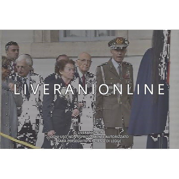 Il Presidente della repubblica Giorgio Napolitano firma le sue dimissioni da Capo dello Stato al Quirinale a Roma 14 gennaio 2015 nella foto Giorgio Napolitano con la moglie Clio ©Corradetti/Agenzia Aldo Liverani sas