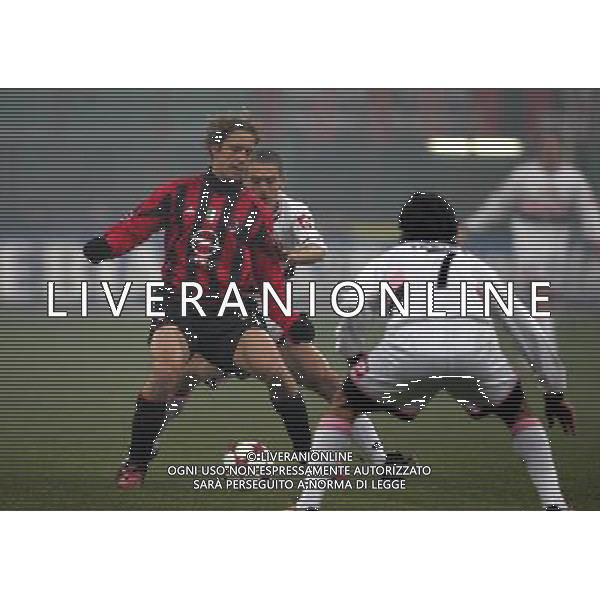 Milan - Palermo coppa italia tim cup 12/01/2005 nella foto massimo ambrosini e farias ernesto antonio ph andry/agenzia aldo liverani