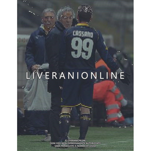 Coppa Italia TIM Cup 2014/2015 Ottavi di Finale Parma - 14.01.2015 Parma-Cagliari Nella Foto: antonio cassano discute con roberto donadoni per la sostituzione /Ph.Vitez-Ag. Aldo Liverani