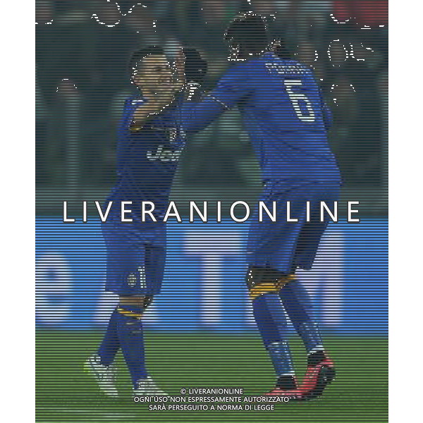 Coppa Italia TIM Cup 2014/2015 Ottavi di Finale Torino - 15.01.2015 Juventus-Verona Nella Foto: esultanza dopo il gol di sebastian giovinco con paul pogba /Ph.Vitez-Ag. Aldo Liverani
