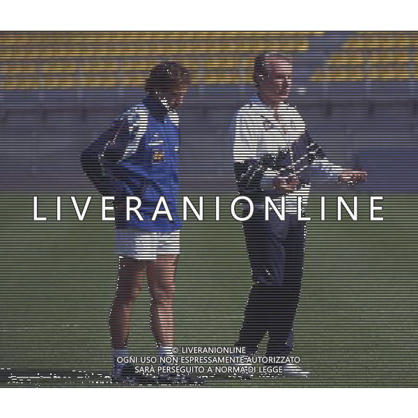 RETROSPETTIVA AZEGLIO VICINI NELLA FOTO AZEGLIO VICINI ALLENATORE CON FRANCO BARESI AG ALDO LIVERANI SAS