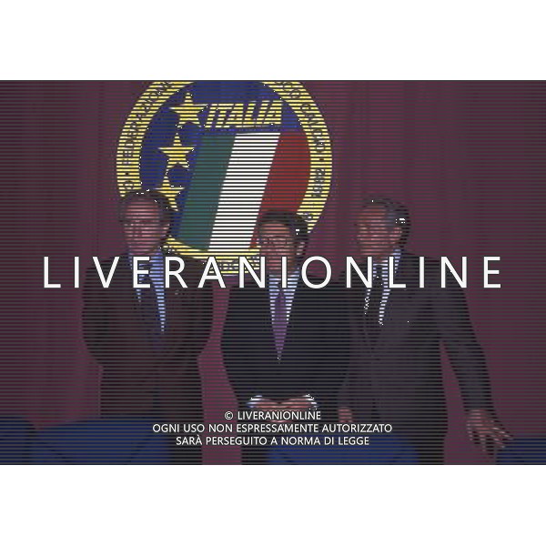 RETROSPETTIVA AZEGLIO VICINI NELLA FOTO AZEGLIO VICINI CON ANTONIO MATTARESE E GIAMPIERO BONIPERTI AG ALDO LIVERANI SAS