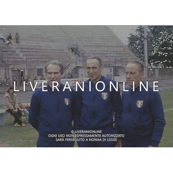 RETROSPETTIVA AZEGLIO VICINI NELLA FOTO AZEGLIO VICINI ALLENATORE CON ENZO BEARZOT AG ALDO LIVERANI SAS