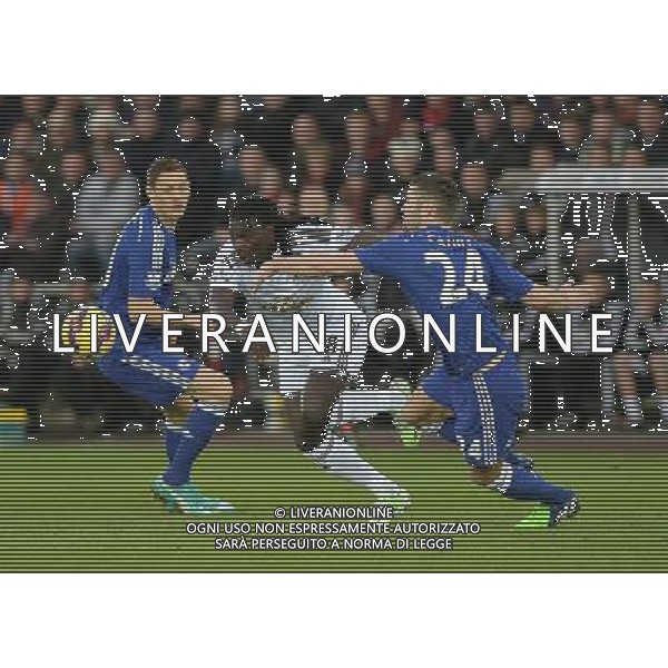 Swansea City\'s Bafetibis Gomis vies for possession with Chelsea\'s Gary Cahill Photographer /Ashley CrowdenCameraSport Football - Barclays Premiership - Swansea City v Chelsea - Saturday 17th January 2015 - Liberty Stadium - Swansea © CameraSport - 43 Linden Ave. Countesthorpe. Leicester. England. LE8 5PG - Tel: +44 (0) 116 277 4147 - admin@camerasport.com - www.camerasport.com AG ALDO LIVERANI SAS ONLY ITALY