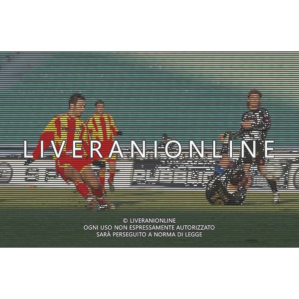 Udine 13/01/2005 coppa italia tim 2004/05 udinese -lecce nella foto gol vucinic ph venezia/ag aldo liverani s.a.s.