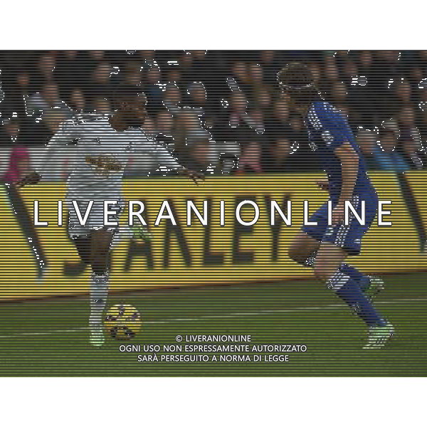 Swansea City\'s Nathan Dyer does a back heeled pass Photographer /Ashley CrowdenCameraSport Football - Barclays Premiership - Swansea City v Chelsea - Saturday 17th January 2015 - Liberty Stadium - Swansea © CameraSport - 43 Linden Ave. Countesthorpe. Leicester. England. LE8 5PG - Tel: +44 (0) 116 277 4147 - admin@camerasport.com - www.camerasport.com AG ALDO LIVERANI SAS ONLY ITALY