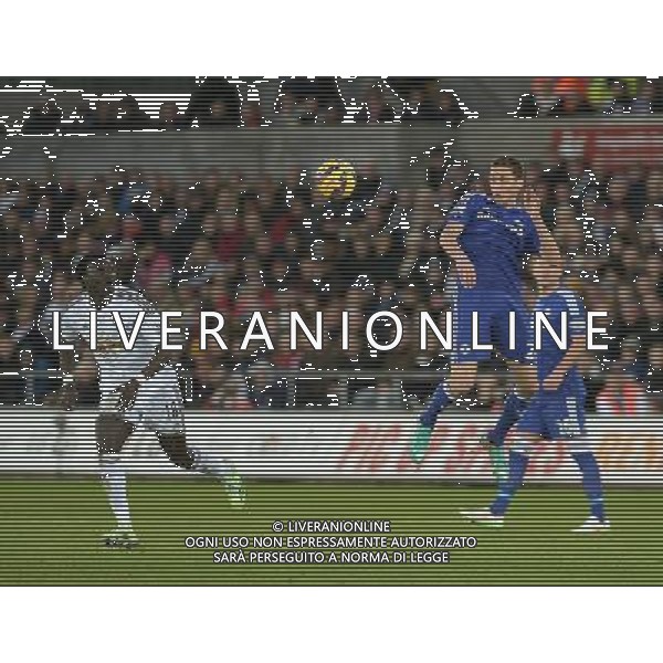 Chelsea\'s Nemanja Matic in action during todays match Photographer /Ashley CrowdenCameraSport Football - Barclays Premiership - Swansea City v Chelsea - Saturday 17th January 2015 - Liberty Stadium - Swansea © CameraSport - 43 Linden Ave. Countesthorpe. Leicester. England. LE8 5PG - Tel: +44 (0) 116 277 4147 - admin@camerasport.com - www.camerasport.com AG ALDO LIVERANI SAS ONLY ITALY