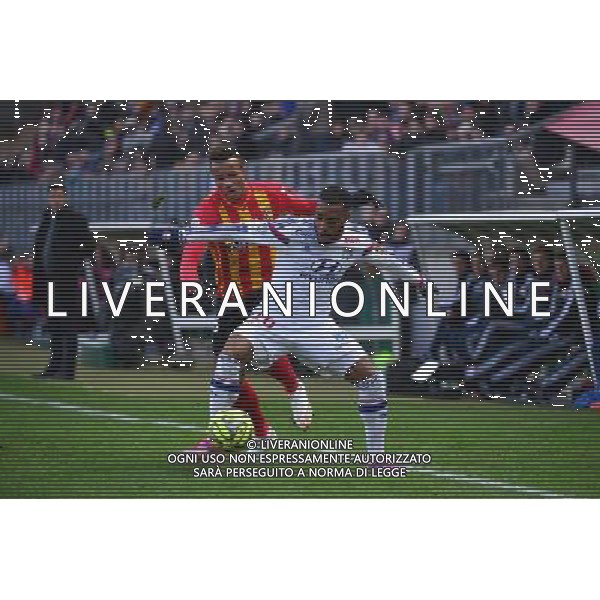 Alexandre LACAZETTE / Jean Philippe GBAMIN - 17.01.2015 - Lens / Lyon - 21eme journee de Ligue 1 Photo : Dave Winter / Icon Sport AG ALDO LIVERANI SAS ONLY ITALY