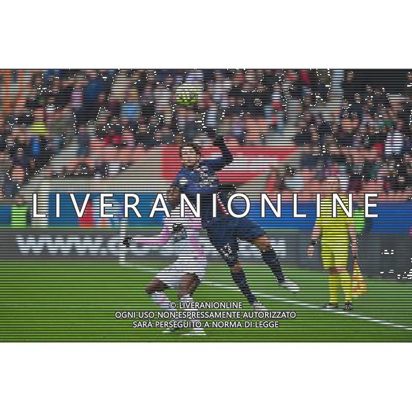Sherrer MAXWELL / Clarck NSIKULU - 18.01.2015 - Paris Saint Germain / Evian Thonon - 21eme journee de Ligue 1 Photo : Dave Winter / Icon Sport AG ALDO LIVERANI SAS ONLY ITALY