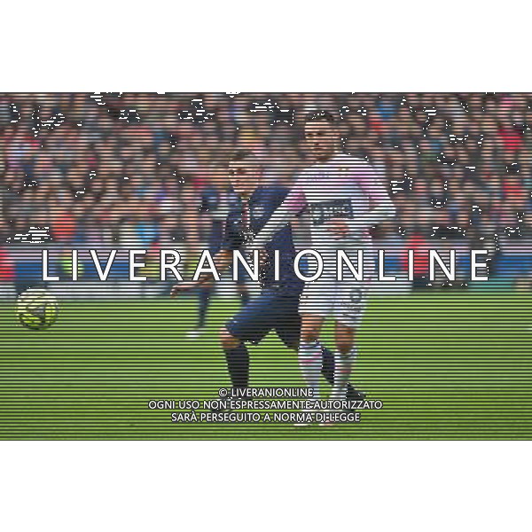Marco VERRATTI / Adrien THOMASSON - 18.01.2015 - Paris Saint Germain / Evian Thonon - 21eme journee de Ligue 1 Photo : Dave Winter / Icon Sport AG ALDO LIVERANI SAS ONLY ITALY