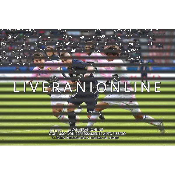 Marco VERRATTI / Adrien THOMASSON / Yeltsin TEJEDA - 18.01.2015 - Paris Saint Germain / Evian Thonon - 21eme journee de Ligue 1 Photo : Dave Winter / Icon Sport AG ALDO LIVERANI SAS ONLY ITALY