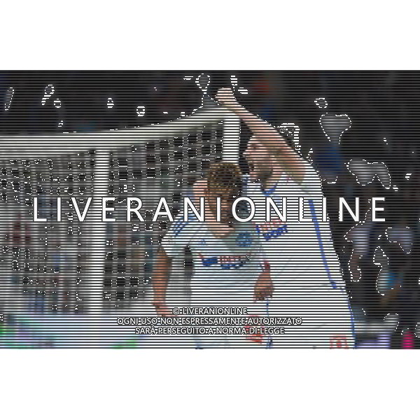 Joie Mario LEMINA / Andre Pierre GIGNAC - 18.01.2015 - Marseille / Guingamp - 21eme journee de Ligue 1 Photo : Gaston Petrelli / Icon Sport AG ALDO LIVERANI SAS ONLY ITALY
