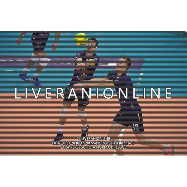 Guellermo HERNAN / Ardo KREEK - 20.01.2015 - Paris Volley / Treia - Ligue des Champions Photo : Dave Winter / Icon Sport AG ALDO LIVERANI SAS ONLY ITALY