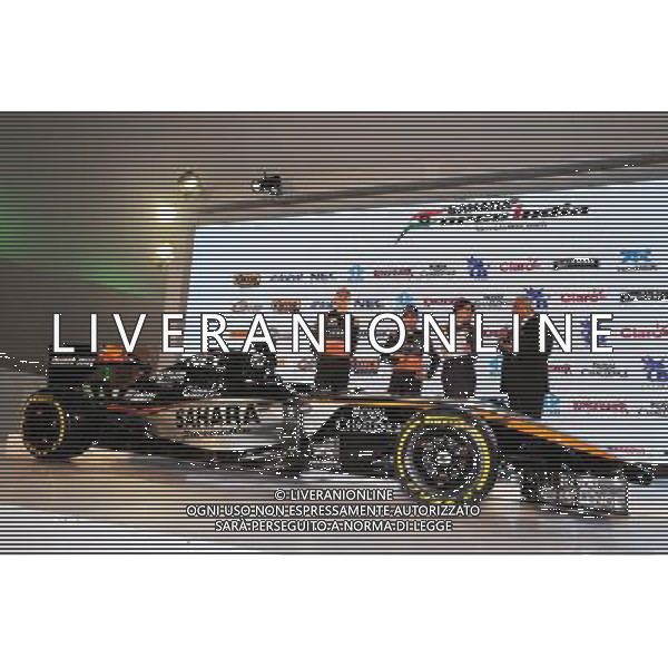 (L to R): Nico Hulkenberg (GER) Sahara Force India F1 with team mate Sergio Perez (MEX) Sahara Force India F1 and Dr. Vijay Mallya (IND) Sahara Force India F1 Team Owner. 21.01.2015. Force India F1 Team Livery Reveal, Soumaya Museum, Mexico City, Mexico. - www.xpbimages.com, EMail: requests@xpbimages.com - copy of publication required for printed pictures. Every used picture is fee-liable. © Copyright: Moy / XPB Images AG ALDO LIVERANI SAS ONLY ITALY