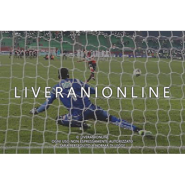 Penalty Romain DANZE - 22.01.2015 - Rennes / Reims - 1/16Finale Coupe de France- Photo : Vincent Michel / Icon Sport *** Local Caption *** AG ALDO LIVERANI SAS ONLY ITALY *** Local Caption *** AG ALDO LIVERANI SAS ONLY ITALY
