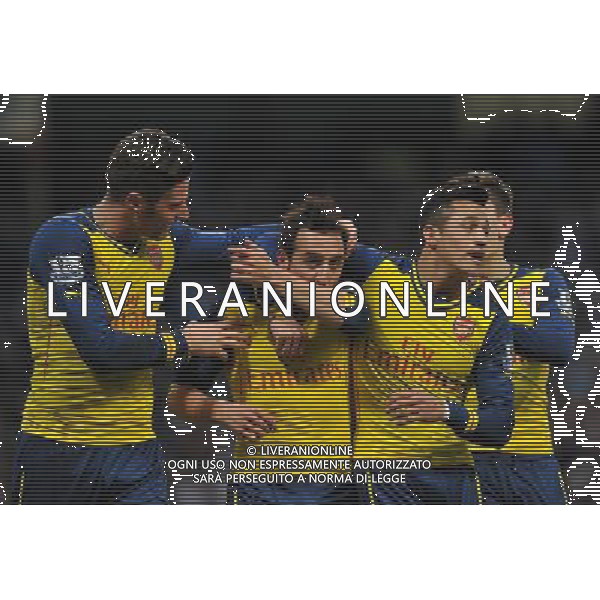 Arsenal\'s Santi Cazorla celebrates scoring his team\'s first goal with team mates Photographer Dave Howarth/CameraSport Football - Barclays Premiership - Manchester City v Arsenal - Sunday 18th January 2015 - Etihad stadium - Manchester © CameraSport - 43 Linden Ave. Countesthorpe. Leicester. England. LE8 5PG - Tel: +44 (0) 116 277 4147 - admin@camerasport.com - www.camerasport.com AG ALDO LIVERANI SAS ONLY ITALY